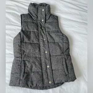 Old Navy Gray Quilted Vest